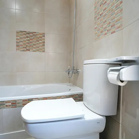 Galihost - Con Terraza En Apartamento